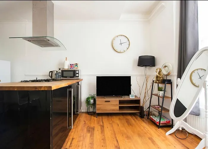 Hyde Park Apartments